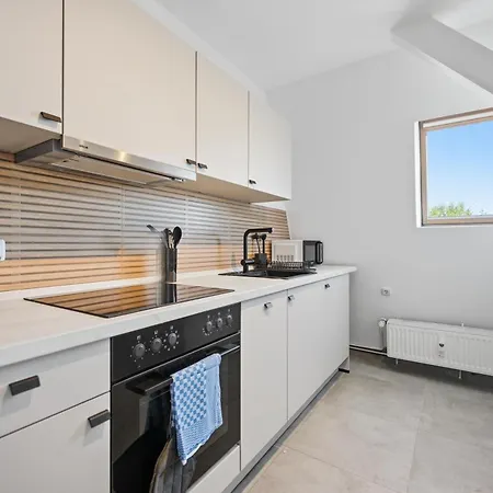 Gemuetliche 3 Dachwohnung Inkl Parkplatz Διαμέρισμα *