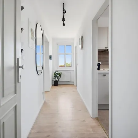 Gemuetliche 3 Dachwohnung Inkl Parkplatz Apartment Rudersdorf